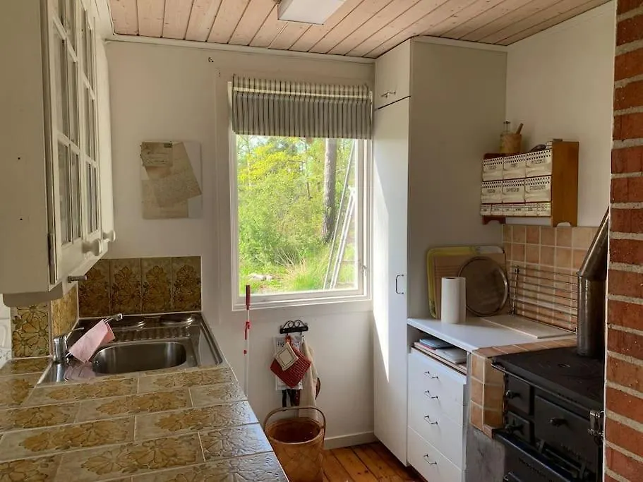 Sommarhus Pa Oe I Stockholm Vila 0*,